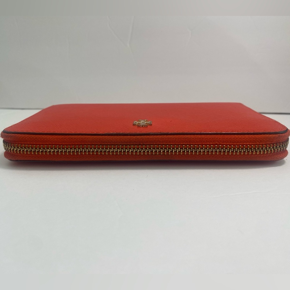 Tory Burch Zip-around Wallet - Picture 6 of 15
